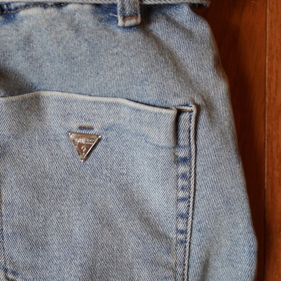GUESS Skinny Jeans with Denim Belt || 27 - Picture 5 of 6